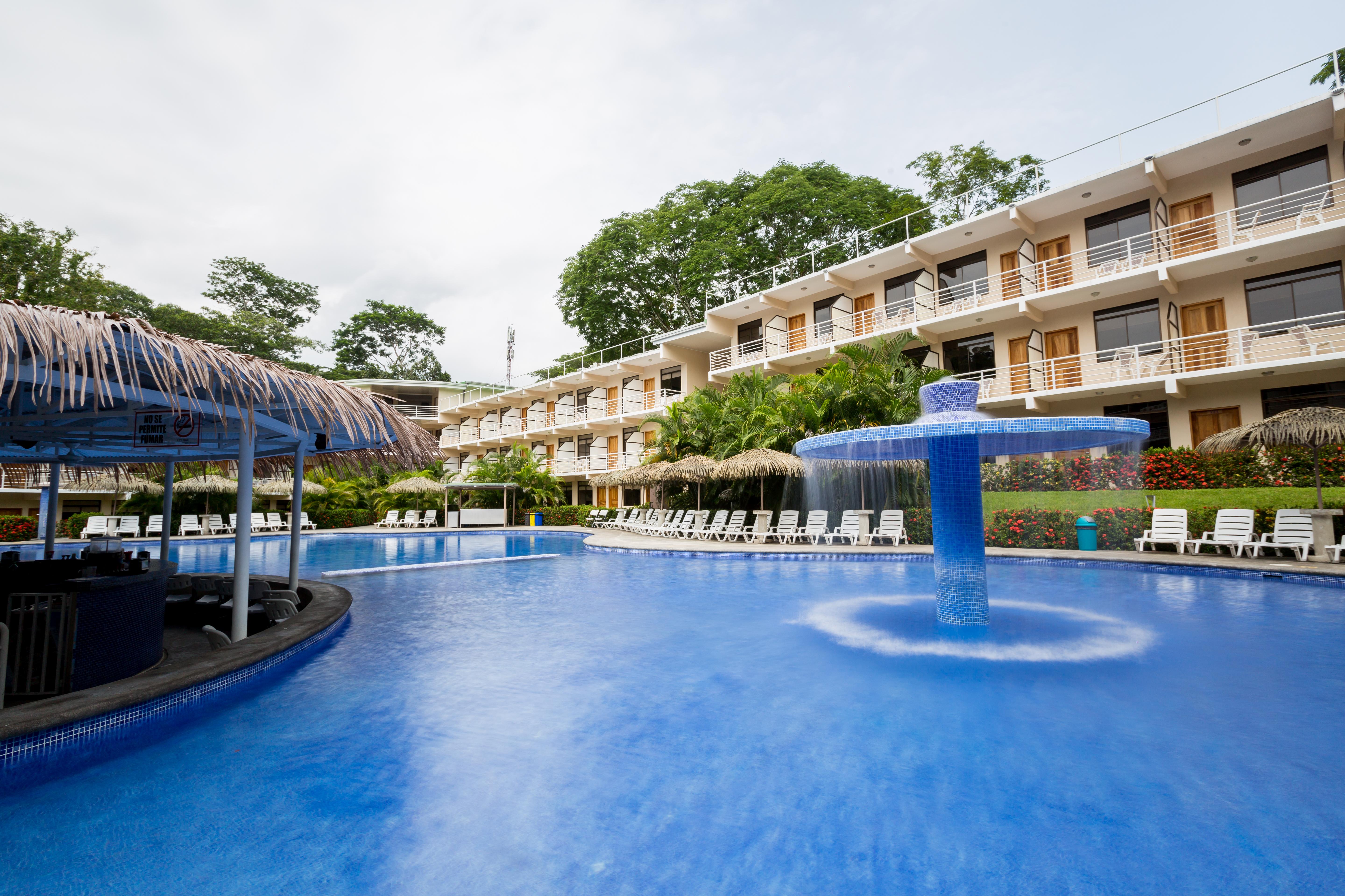 Hotel Arenas En Punta Leona Playa Agujas Exterior foto