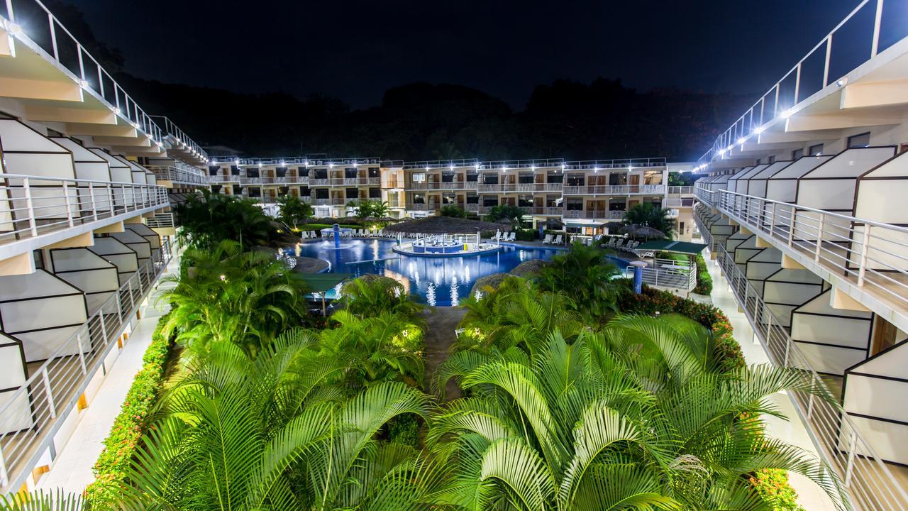 Hotel Arenas En Punta Leona Playa Agujas Exterior foto