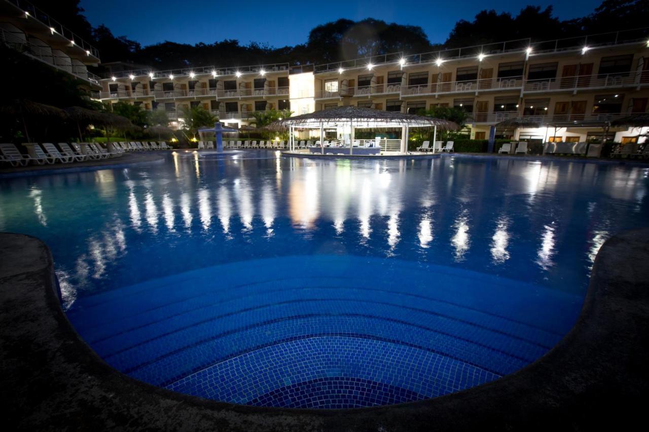 Hotel Arenas En Punta Leona Playa Agujas Exterior foto